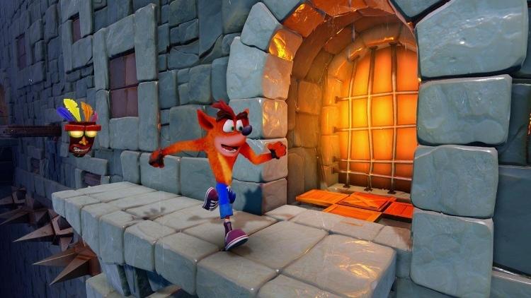 Crash Bandicoot N. Sane Trilogy не знает себе равных в британском чарте уже четвёртую неделю подряд