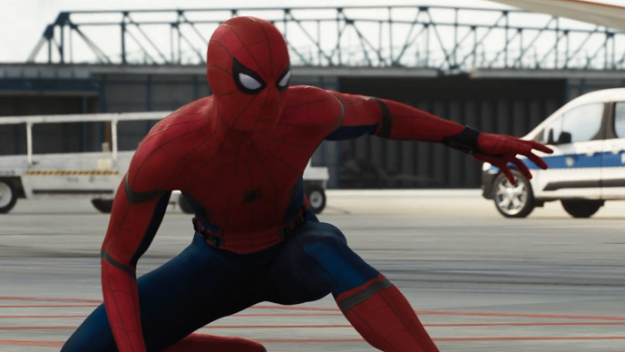 Новые кадры со съемок фильма «Человек-паук: Вдали от дома». Похоже, камео в фильме будет много! Новые кадры со съемок фильма «Человек-паук: Вдали от дома». Похоже, камео в фильме будет много!