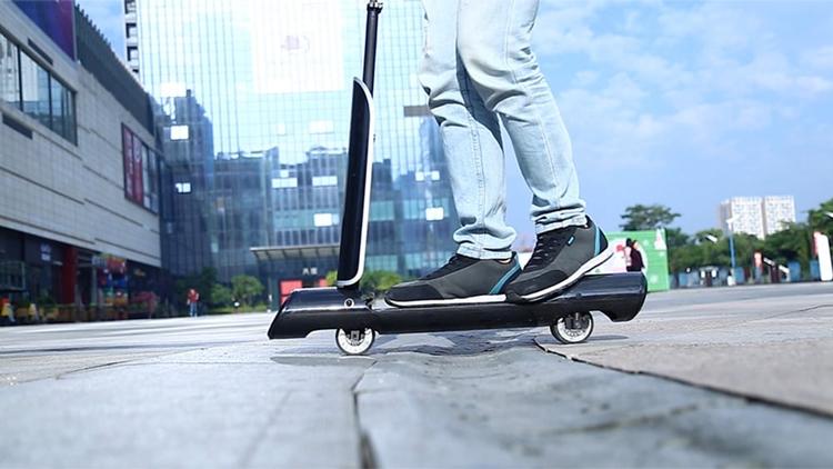 GoTube: складной электрический скутер в виде тубуса