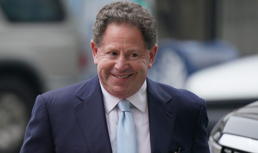 Создатель Xbox высмеивает Бобби Котика после продажи Activision Blizzard: карма догнала менеджера спустя годы Создатель Xbox высмеивает Бобби Котика после продажи Activision Blizzard: карма догнала менеджера спустя годы